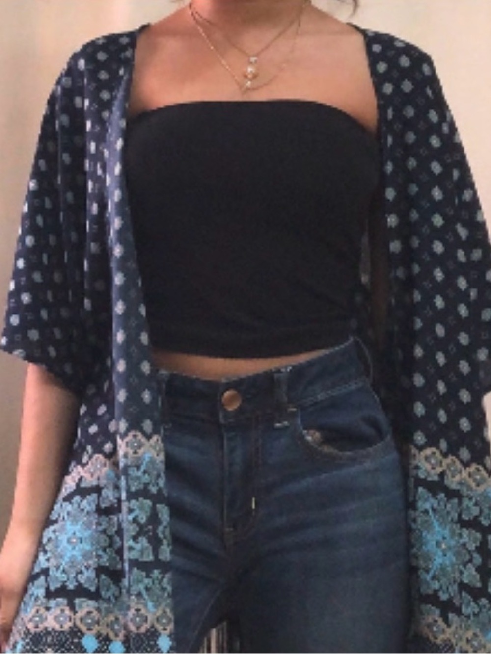 Women’s Embroidered Fringe Shawl